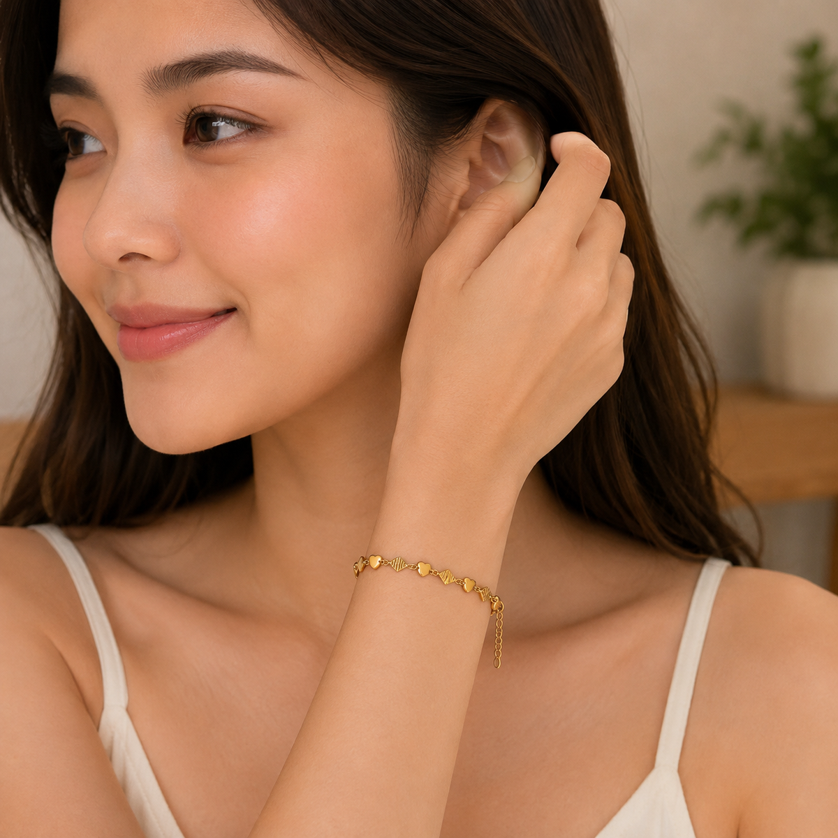 THE LILY™ Shell Bracelet