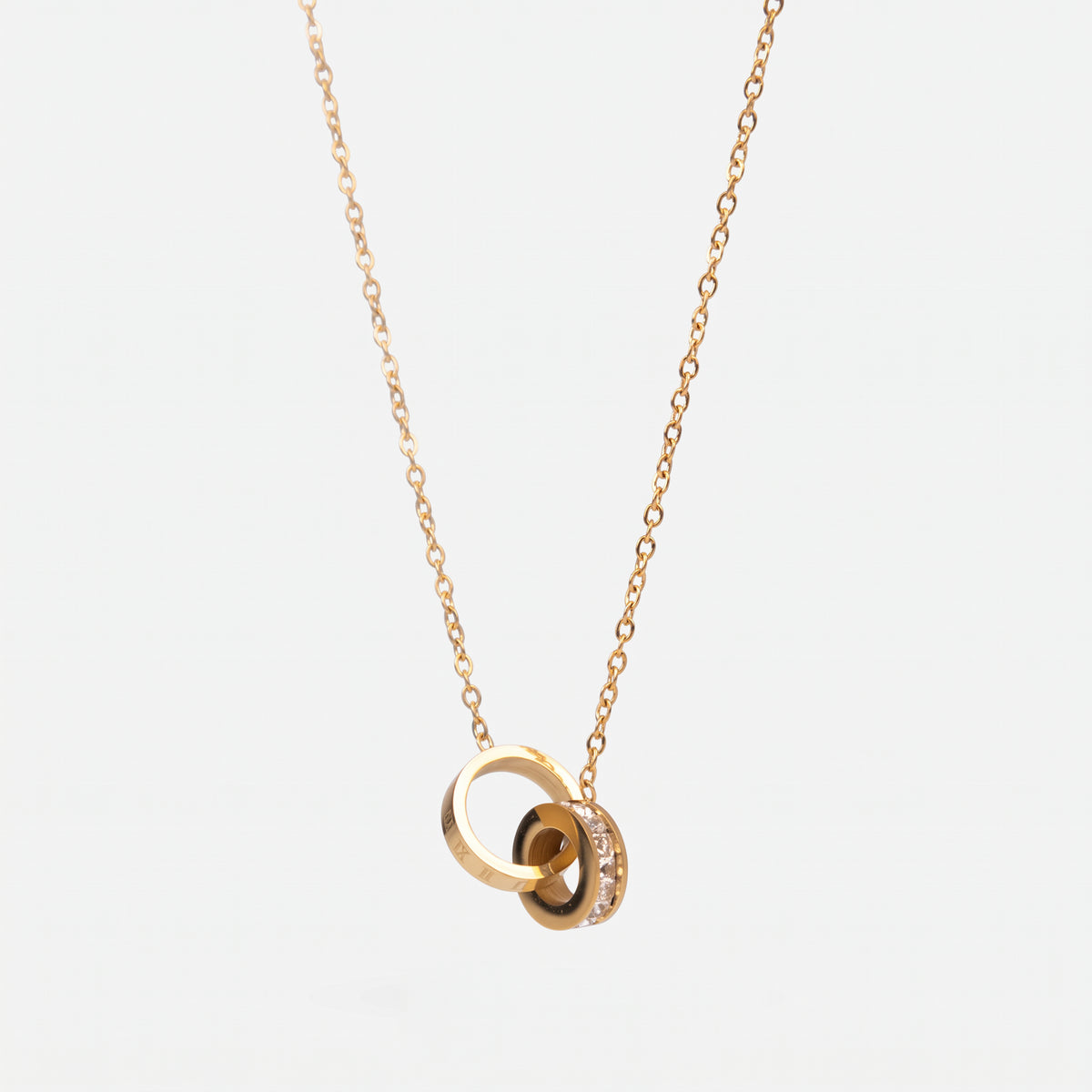 THE VEA™ Interlocked Rings Necklace